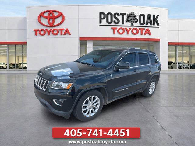 Used 2014 Jeep Grand Cherokee Laredo w/ 18" Wheel & 8.4" Radio Group AWD/4WD image 3