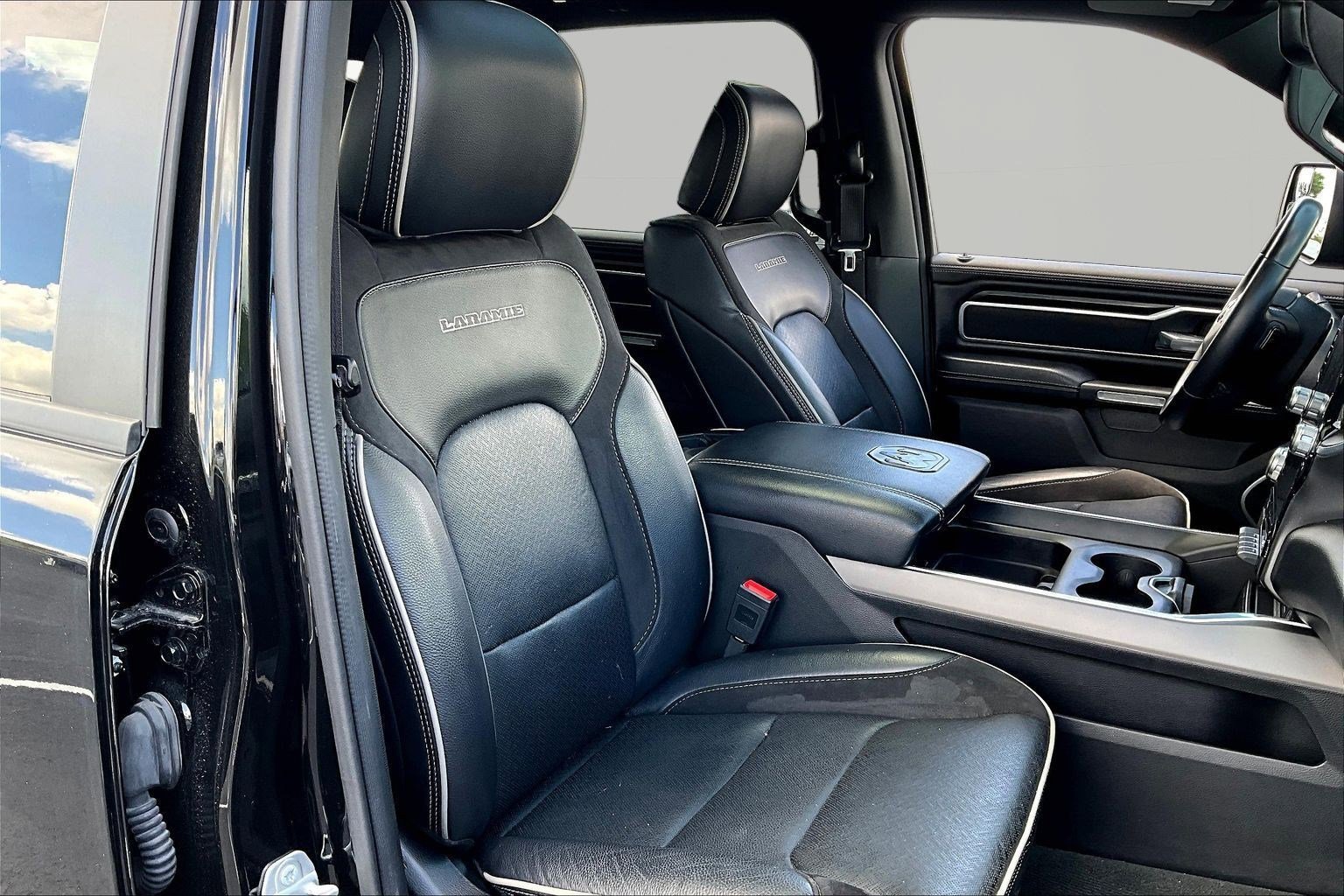 Used 2023 RAM 1500 Laramie AWD/4WD image 29
