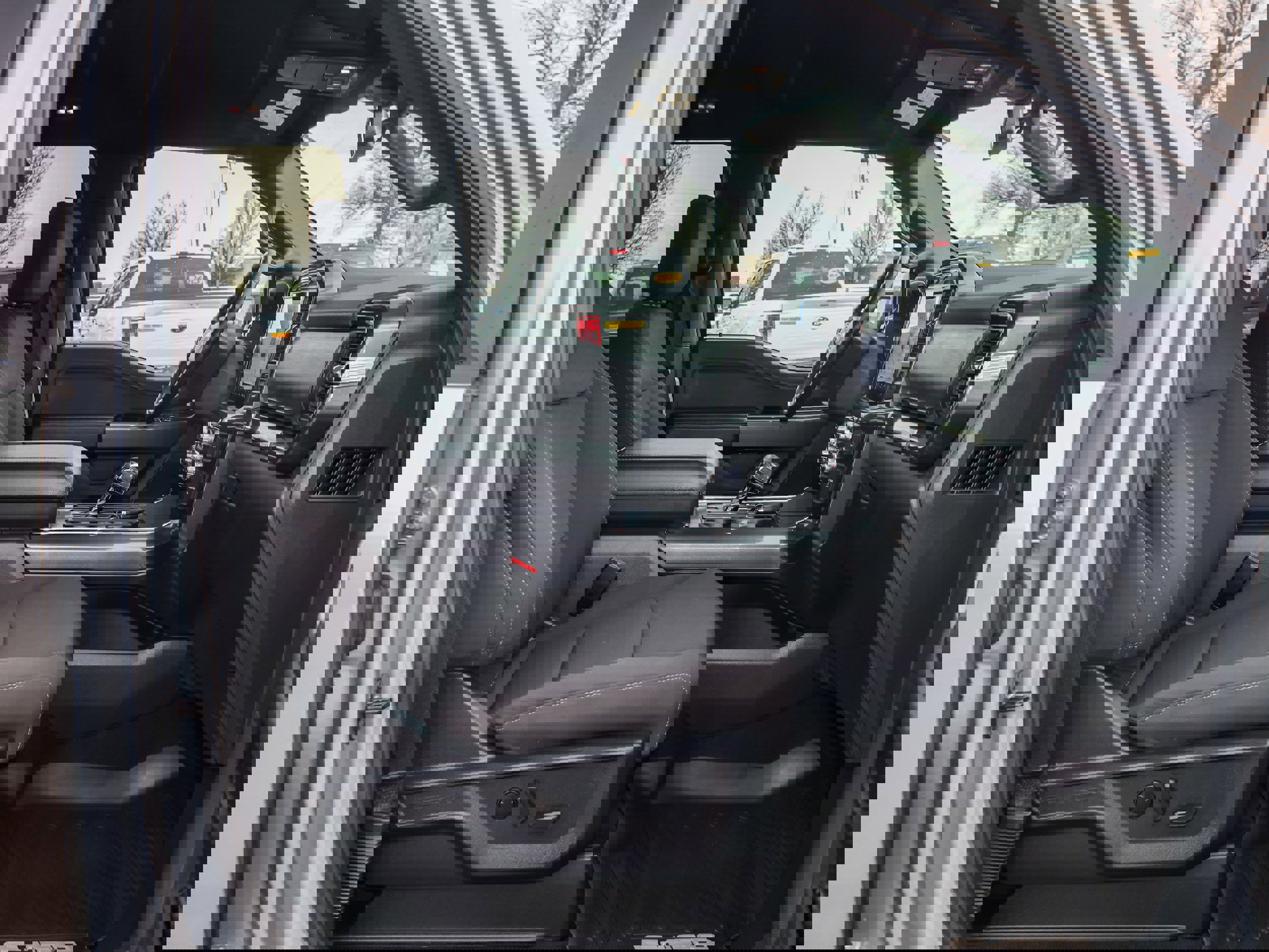 Used 2023 Ford F150 XLT w/ Equipment Group 302A High image 11