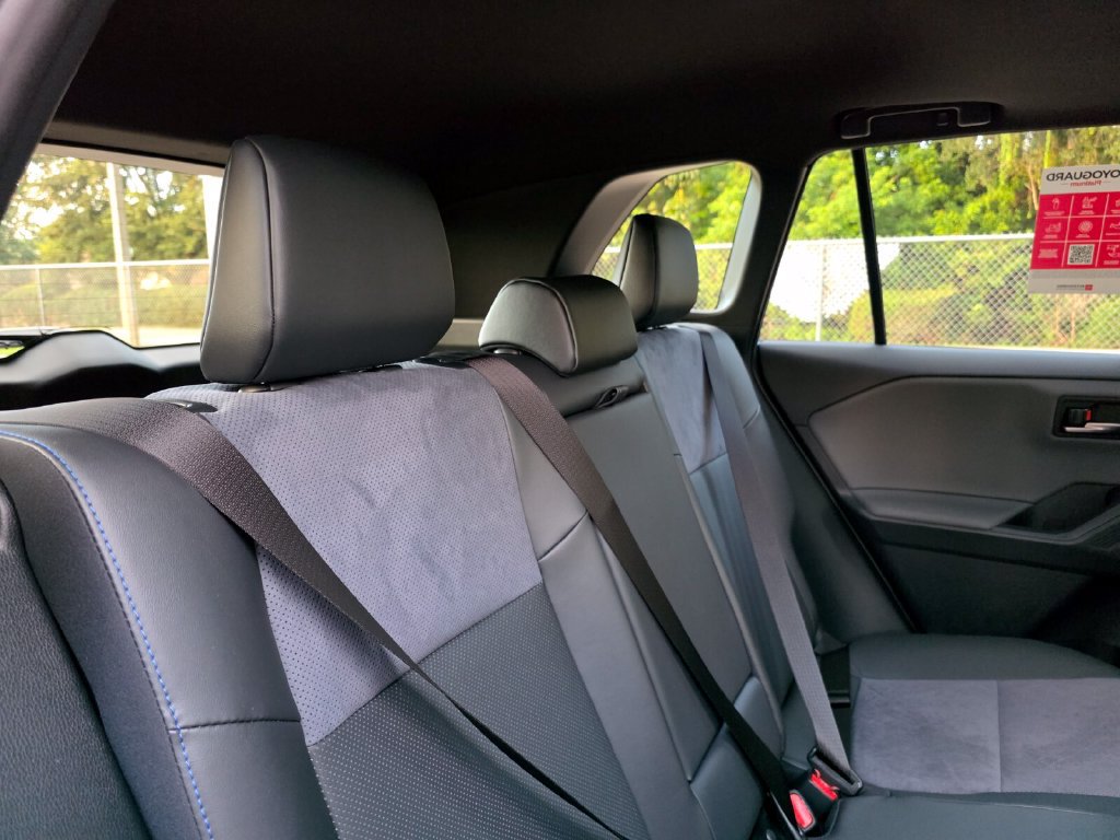 New 2026 Toyota RAV4 XSE AWD/4WD image 18