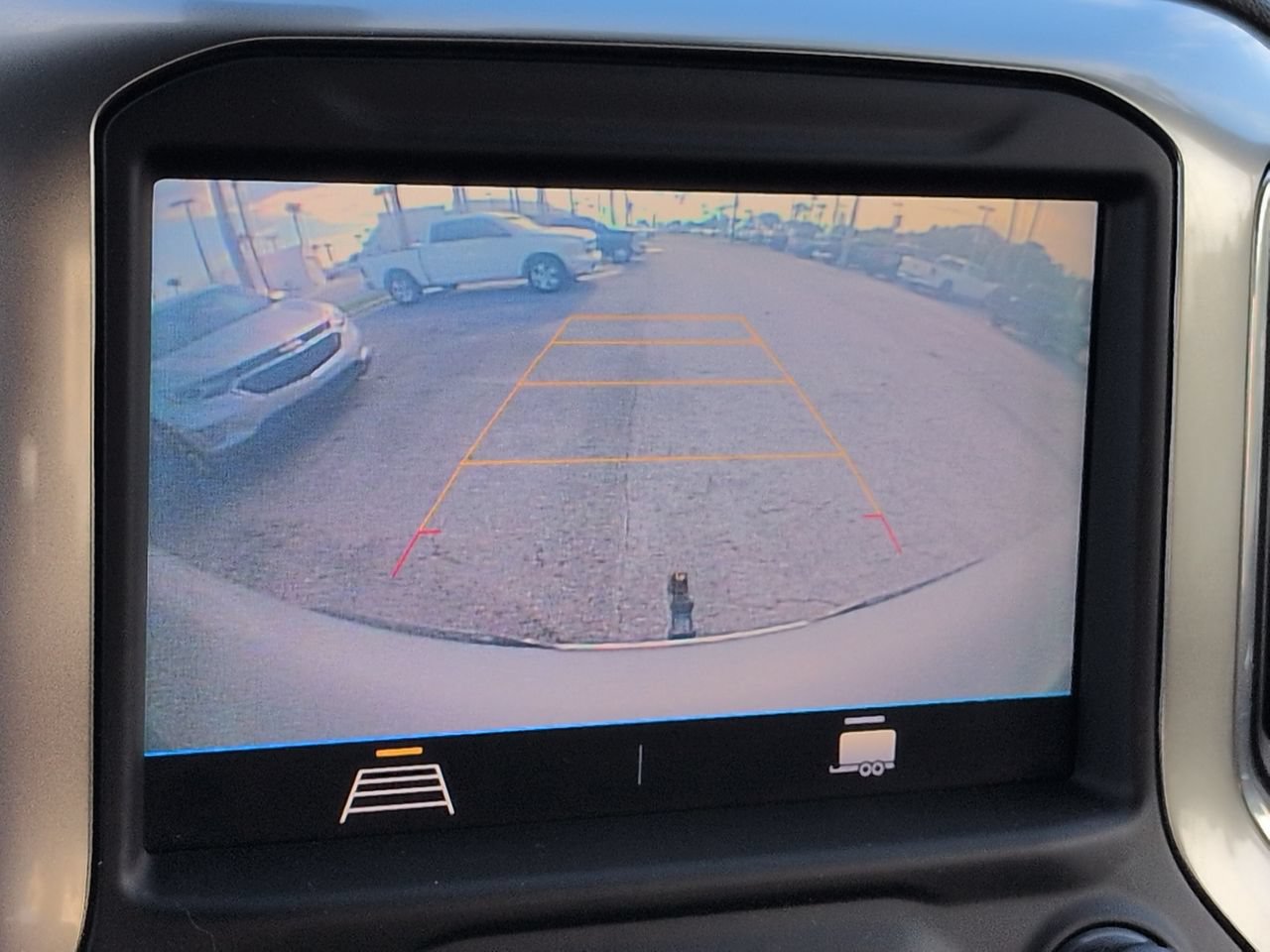 Used 2020 Chevrolet Silverado 1500 RST AWD/4WD image 20