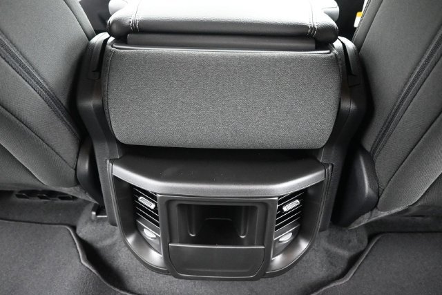 New 2027 RAM 1500 Express AWD/4WD image 26
