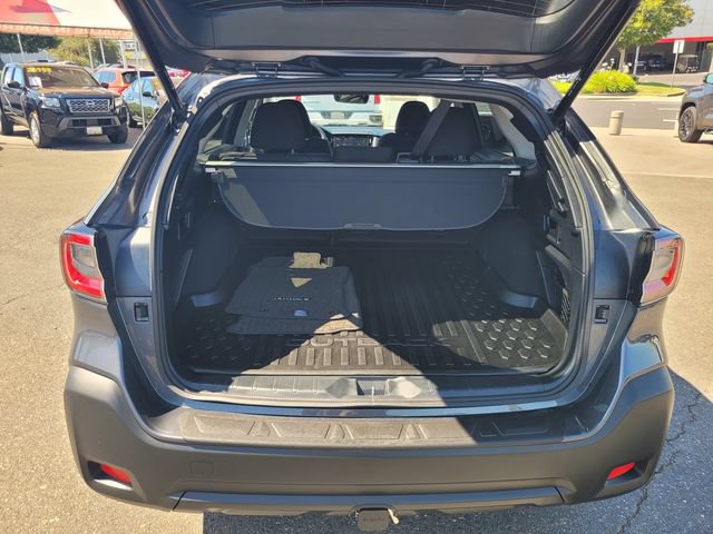 Used 2024 Subaru Outback Premium AWD/4WD image 11