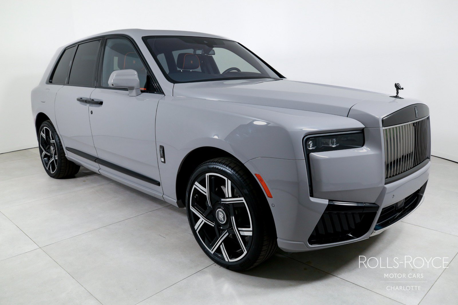 Used 2026 Rolls-Royce Cullinan Black Badge AWD/4WD image 6