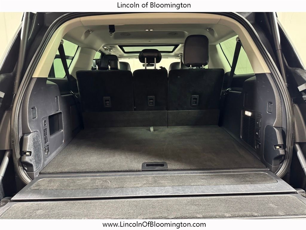 Used 2025 Lincoln Navigator L Reserve image 61