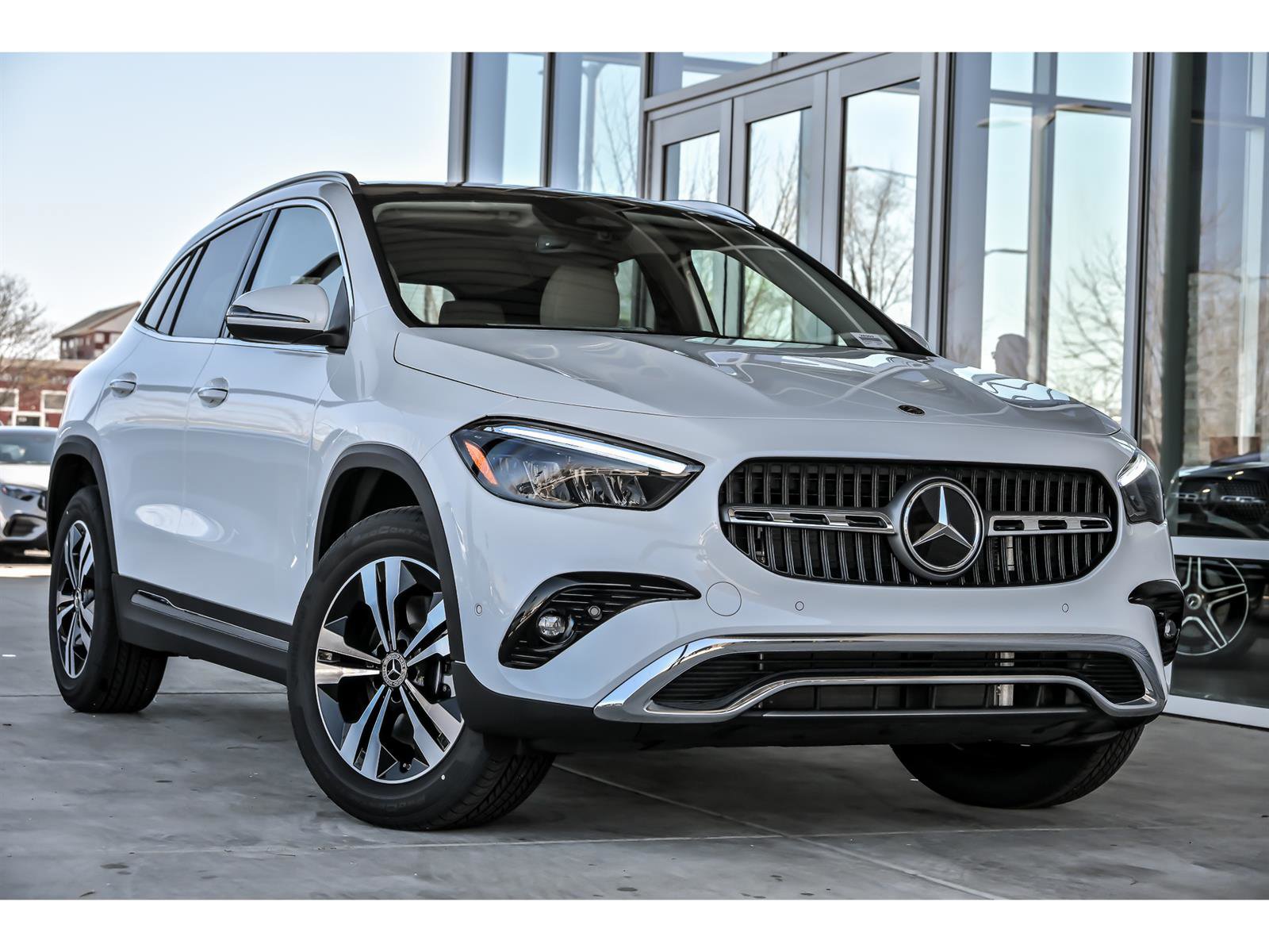 New 2026 Mercedes-Benz GLA 250 4MATIC image 1