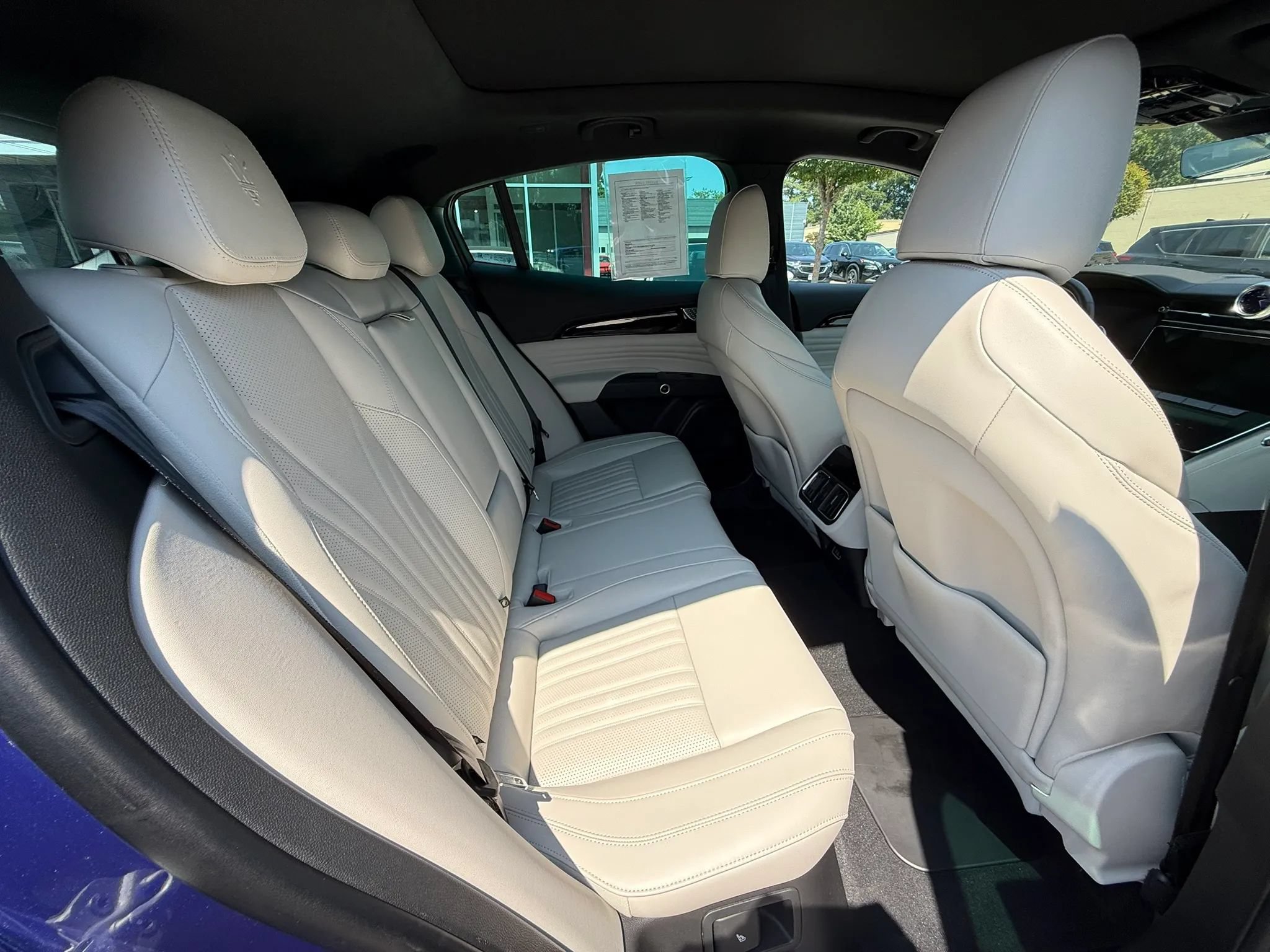 Used 2023 Maserati Grecale Modena AWD/4WD image 17