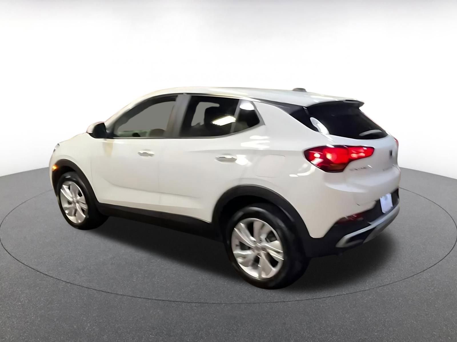 Used 2025 Buick Encore GX Preferred image 10