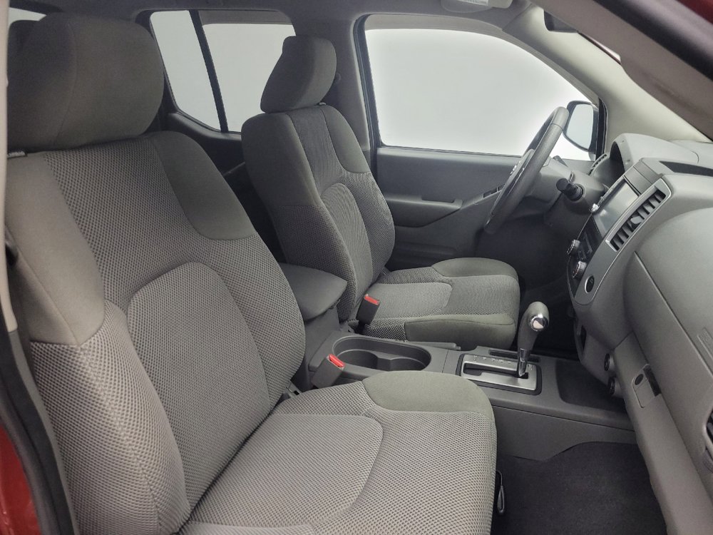 Used 2019 Nissan Frontier SV image 21