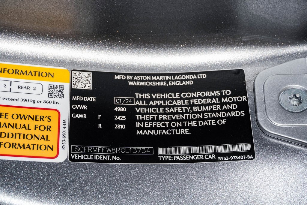 Used 2024 Aston Martin DB12 Coupe image 37