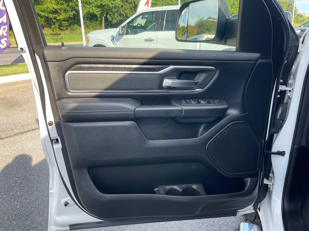Used 2019 RAM 1500 Big Horn AWD/4WD image 24