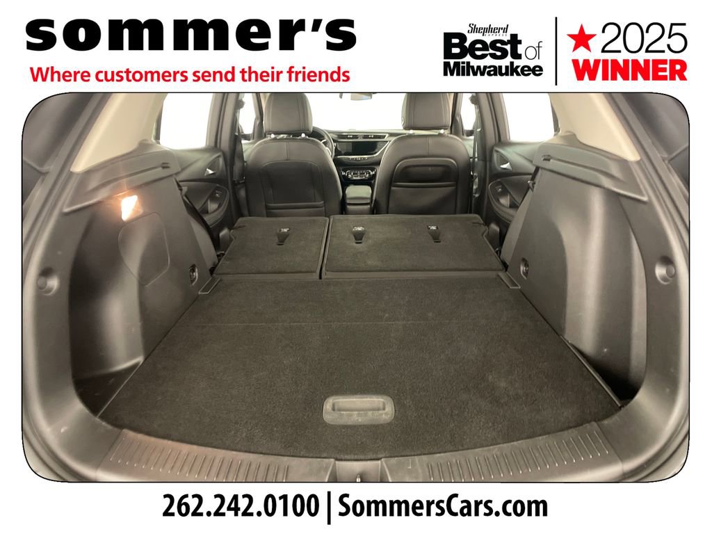 Used 2022 Buick Encore GX Select w/ Sport Touring Package FWD image 27