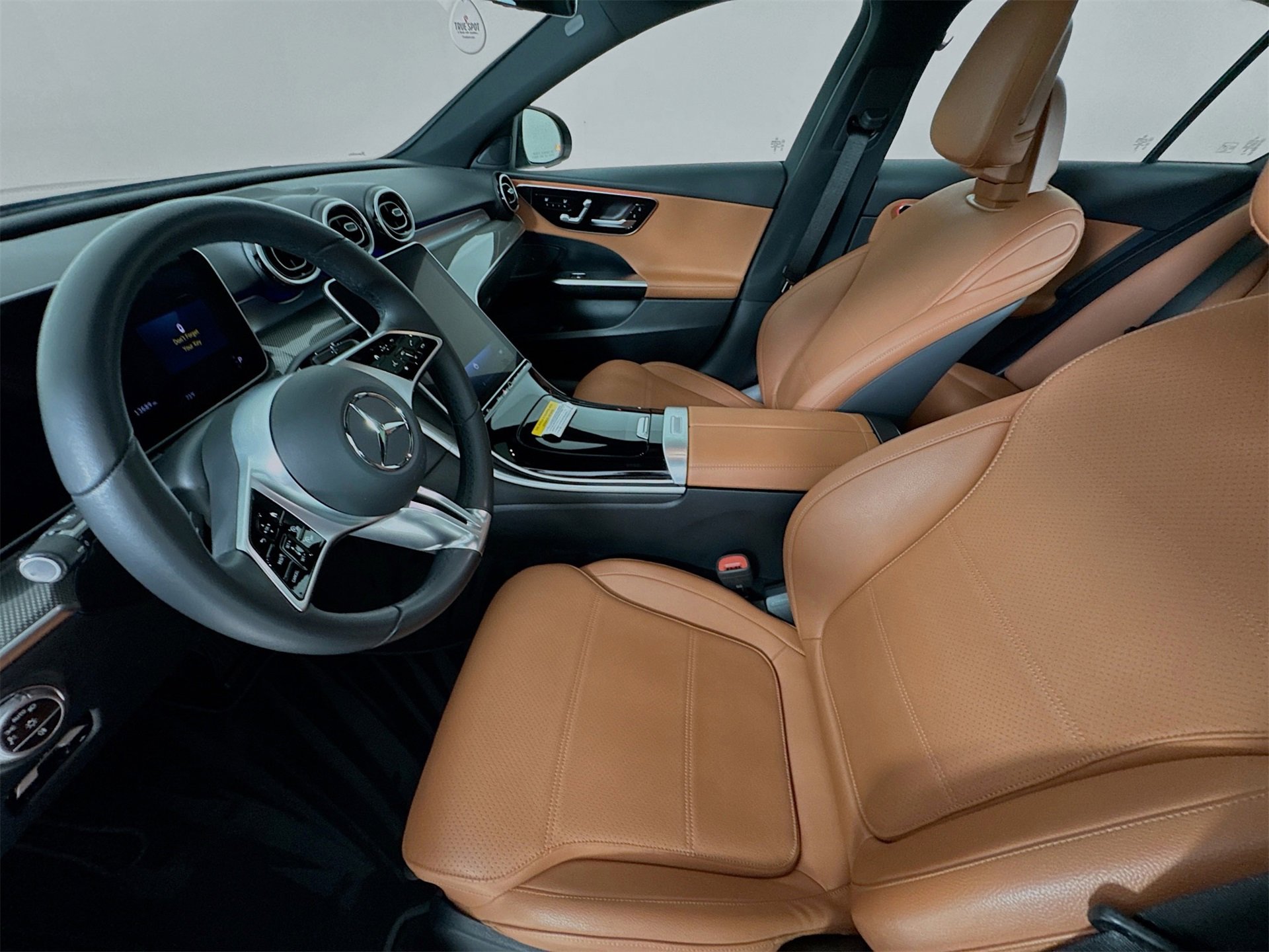 Certified 2025 Mercedes-Benz C 300 Sedan image 23