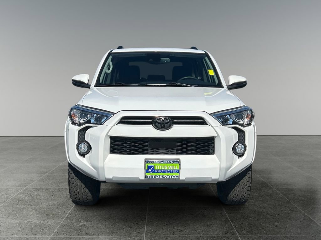 Used 2020 Toyota 4Runner SR5 Premium image 3