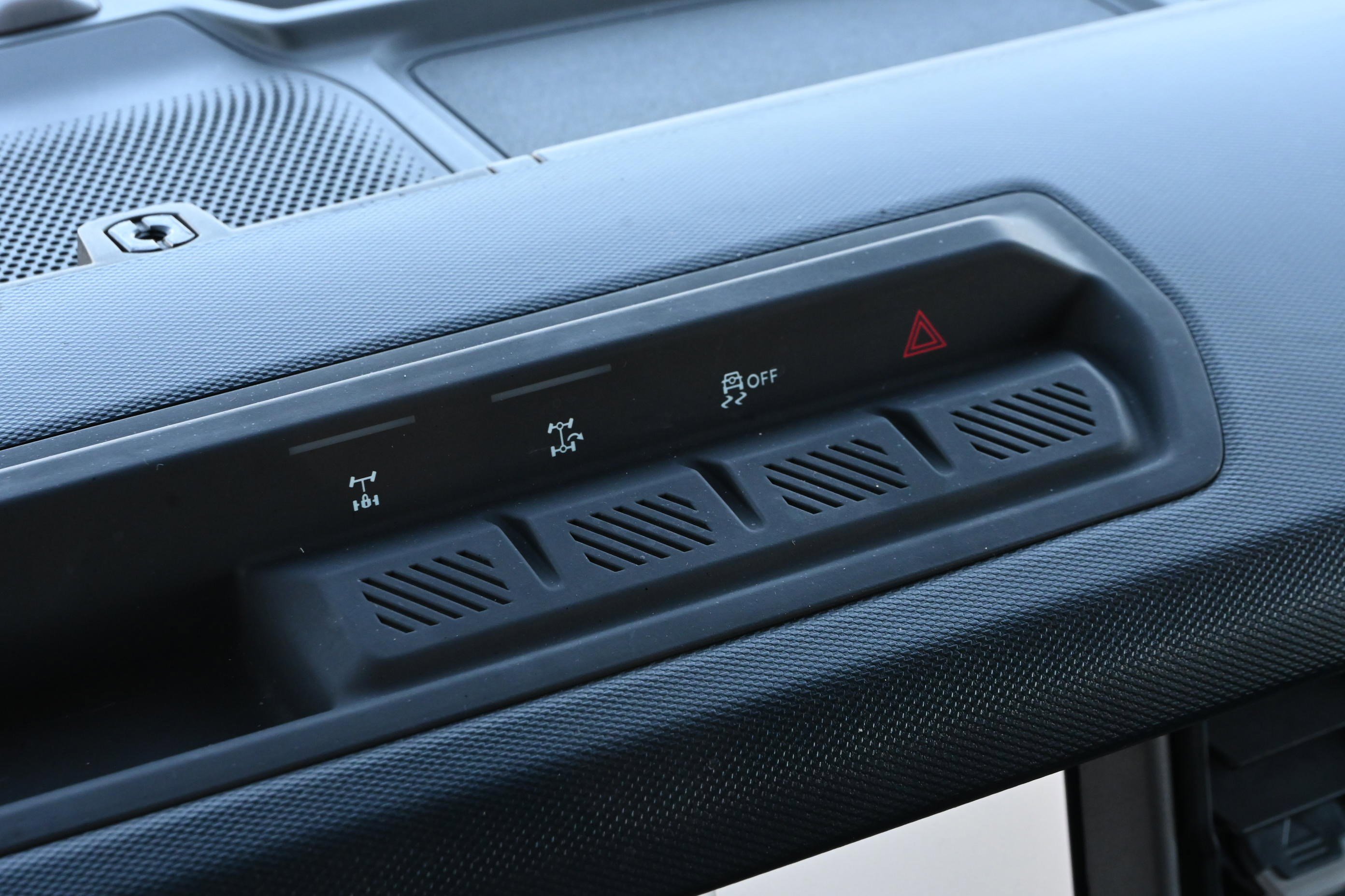 Used 2023 Ford Bronco Outer Banks AWD/4WD image 27