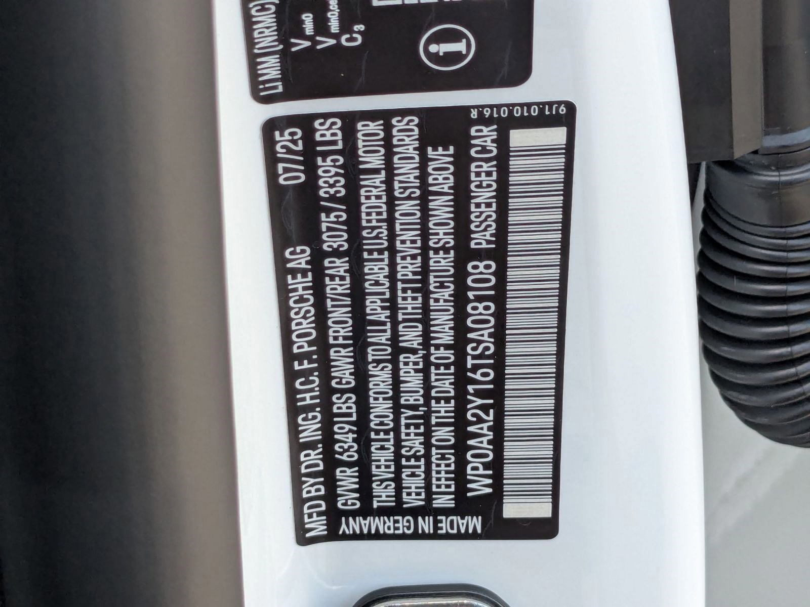 New 2026 Porsche Taycan image 29