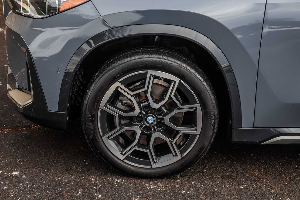 Used 2025 BMW X1 xDrive28i w/ Technology Package image 11