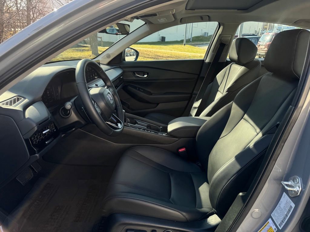 Used 2025 Honda Accord EX-L image 14