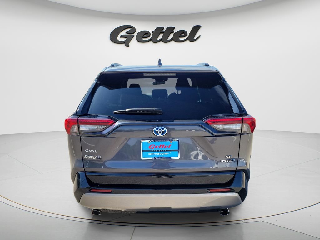 Certified 2022 Toyota RAV4 SE w/ SE Grade Weather Package AWD/4WD image 5
