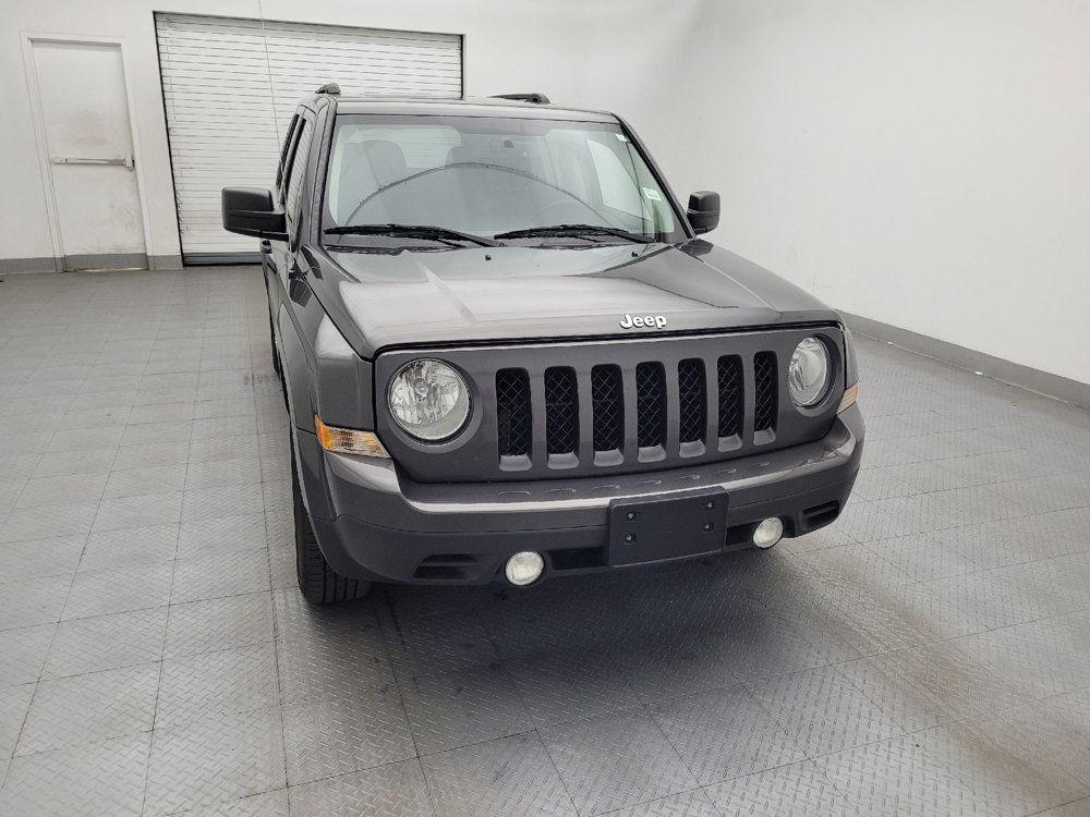 Used 2015 Jeep Patriot High Altitude FWD image 14