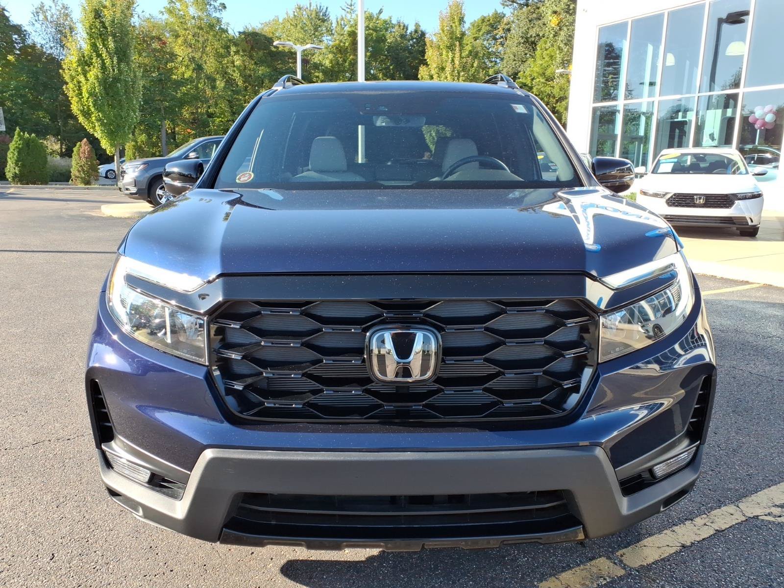 Used 2022 Honda Passport Elite image 2