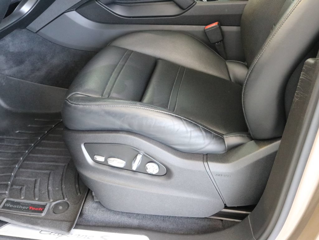 Used 2019 Porsche Cayenne S AWD/4WD image 28