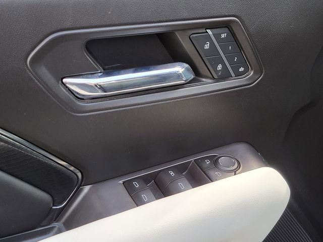 Used 2023 GMC Canyon AT4X image 16