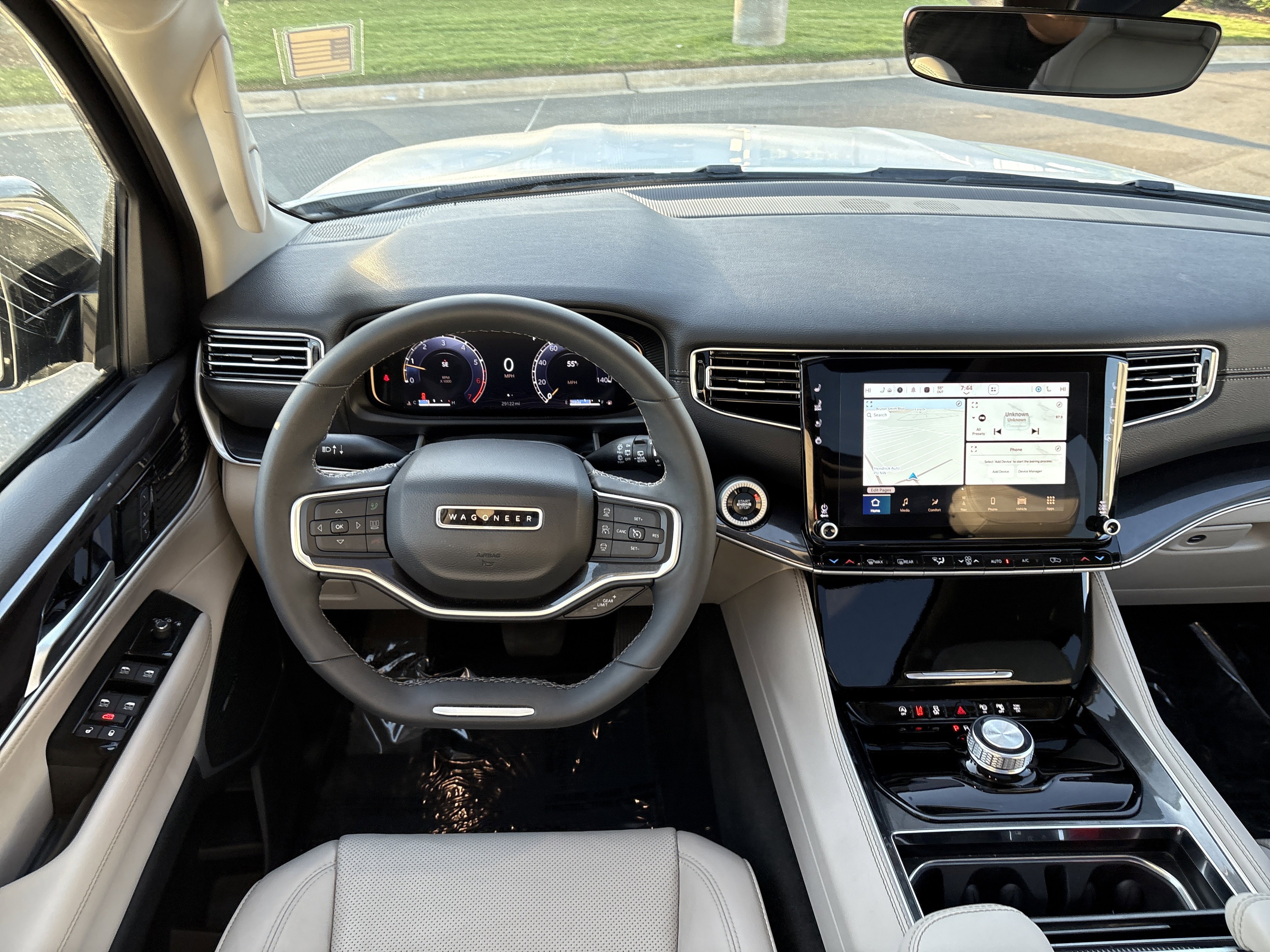 Used 2024 Jeep Wagoneer 2WD w/ Premium Group I image 19