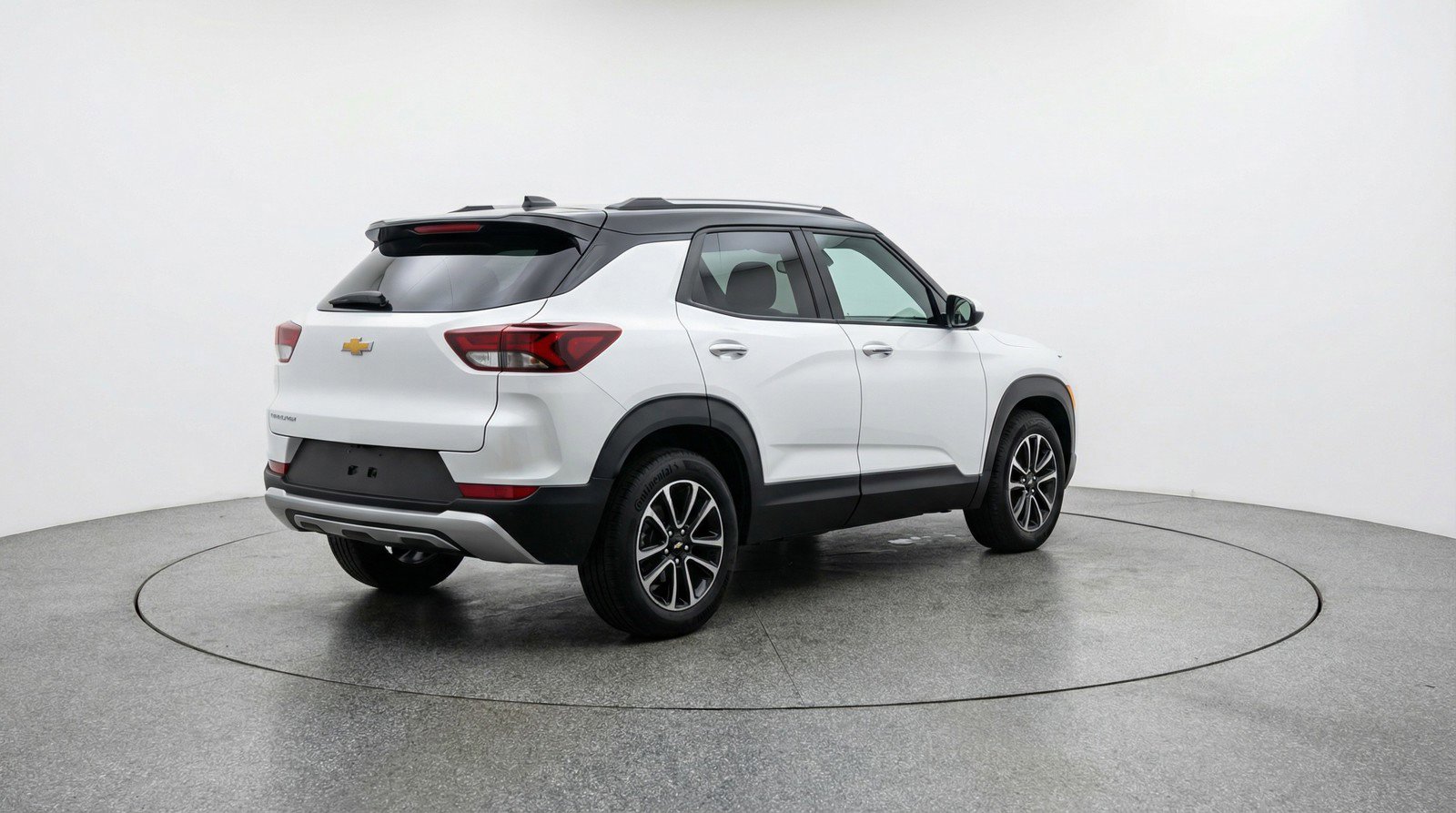 Used 2025 Chevrolet TrailBlazer LT image 9