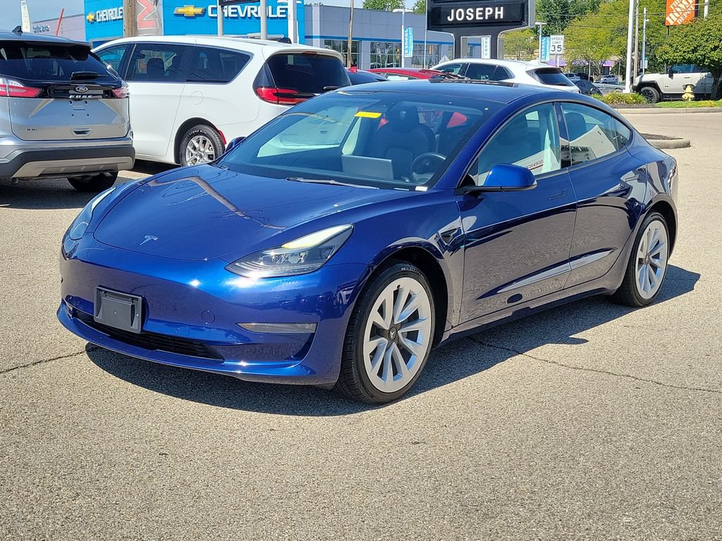 Used 2022 Tesla Model 3 Long Range AWD/4WD image 2