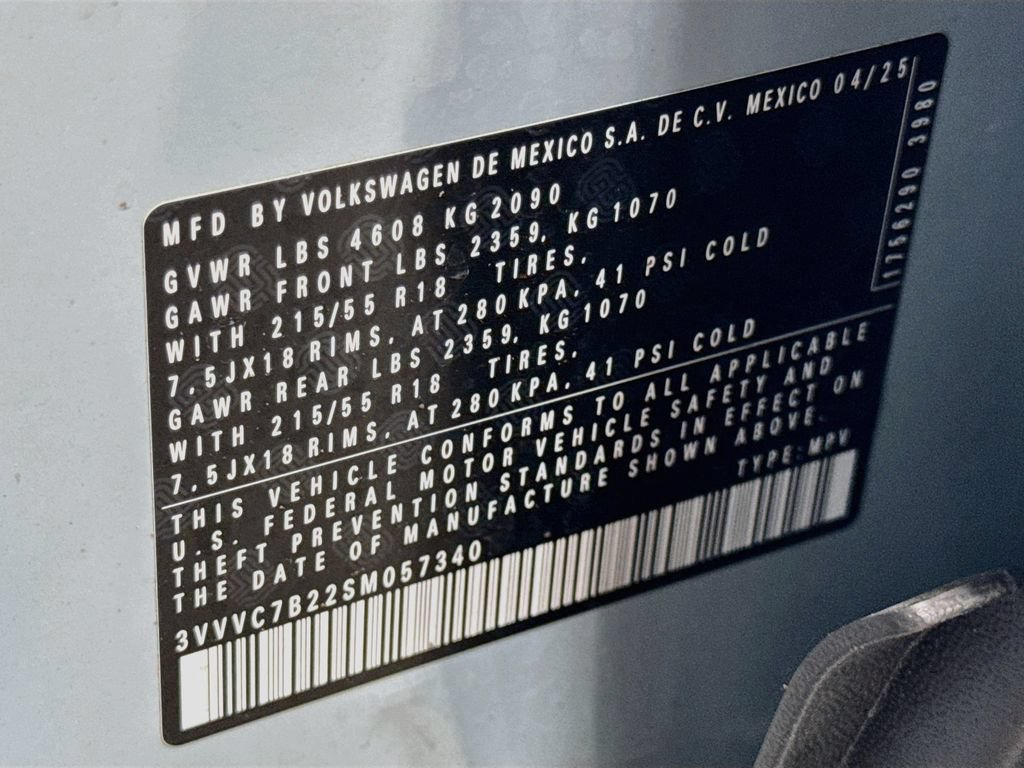 Certified 2025 Volkswagen Taos SE AWD/4WD image 33