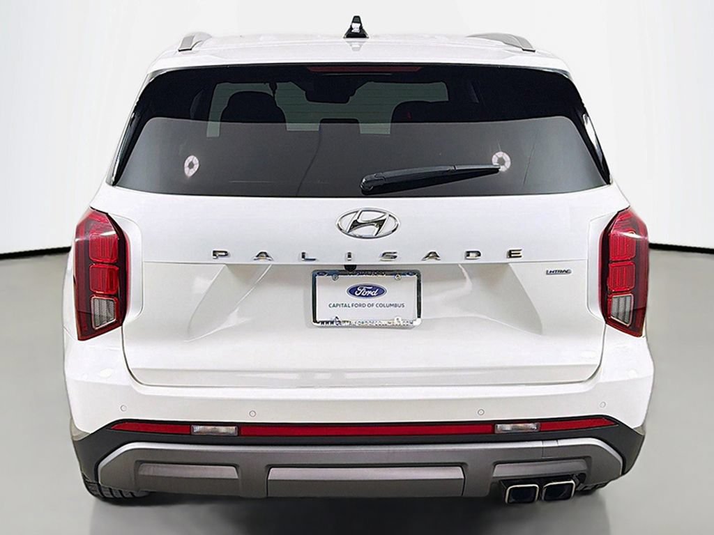 Used 2023 Hyundai Palisade SEL AWD/4WD image 16