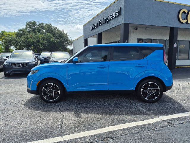 Used 2025 Kia Soul EX FWD image 8