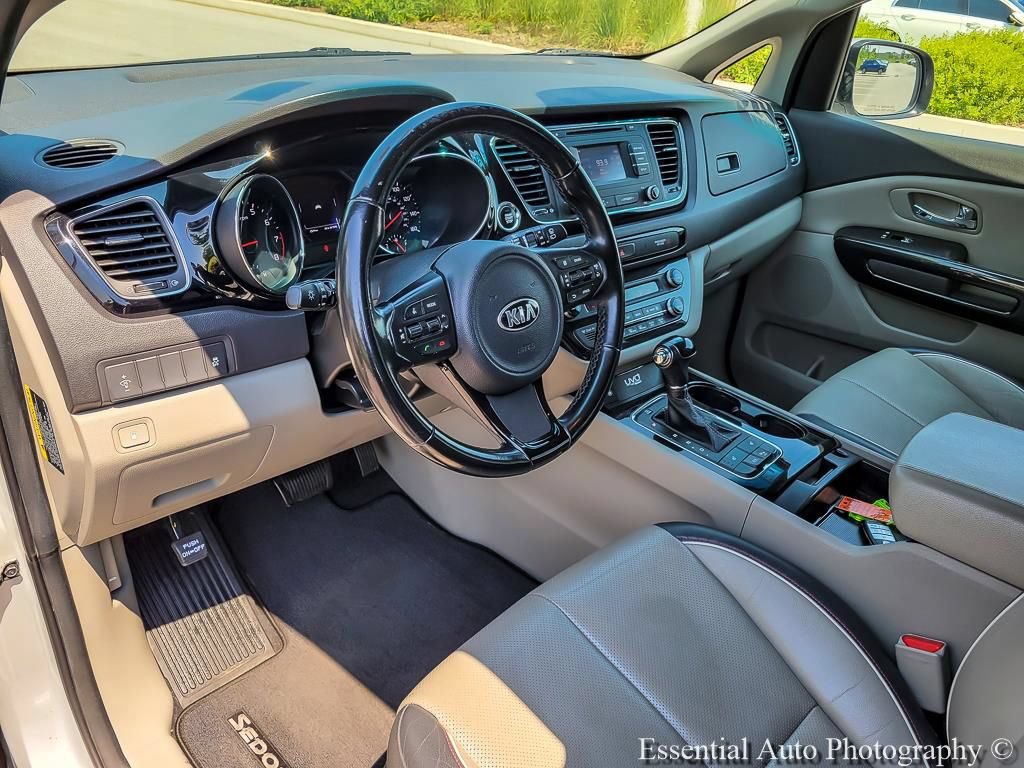 Used 2016 Kia Sedona EX FWD image 9
