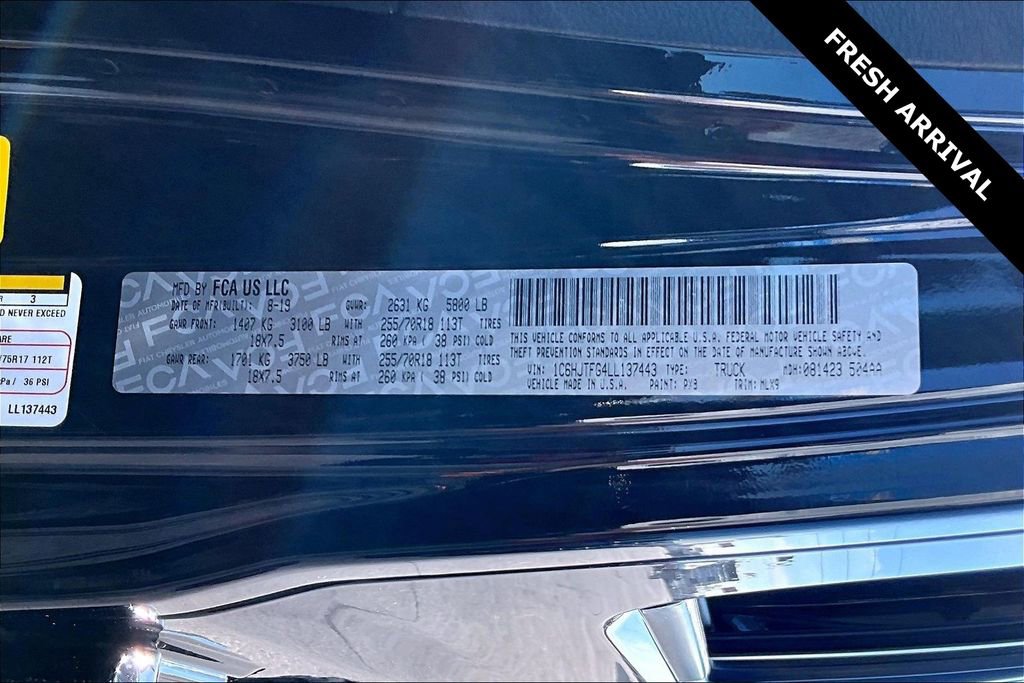 Used 2020 Jeep Gladiator Overland w/ LED Lighting Group image 19