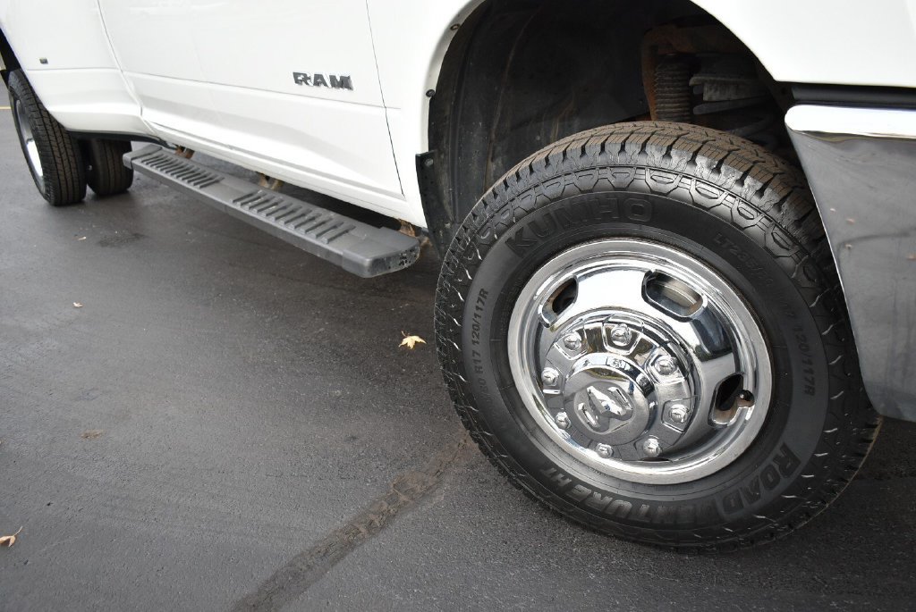 Used 2020 RAM 3500 Big Horn w/ Level 1 Equipment Group AWD/4WD image 5