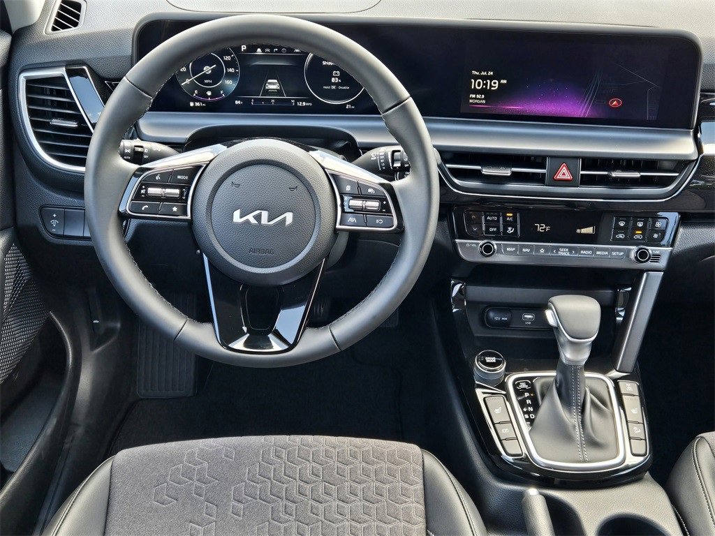 New 2025 Kia Seltos X-Line image 20