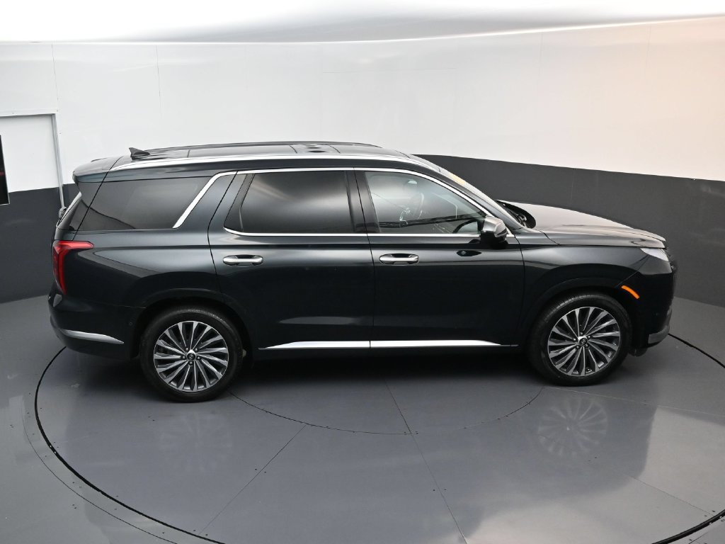 Certified 2024 Hyundai Palisade Calligraphy FWD image 18