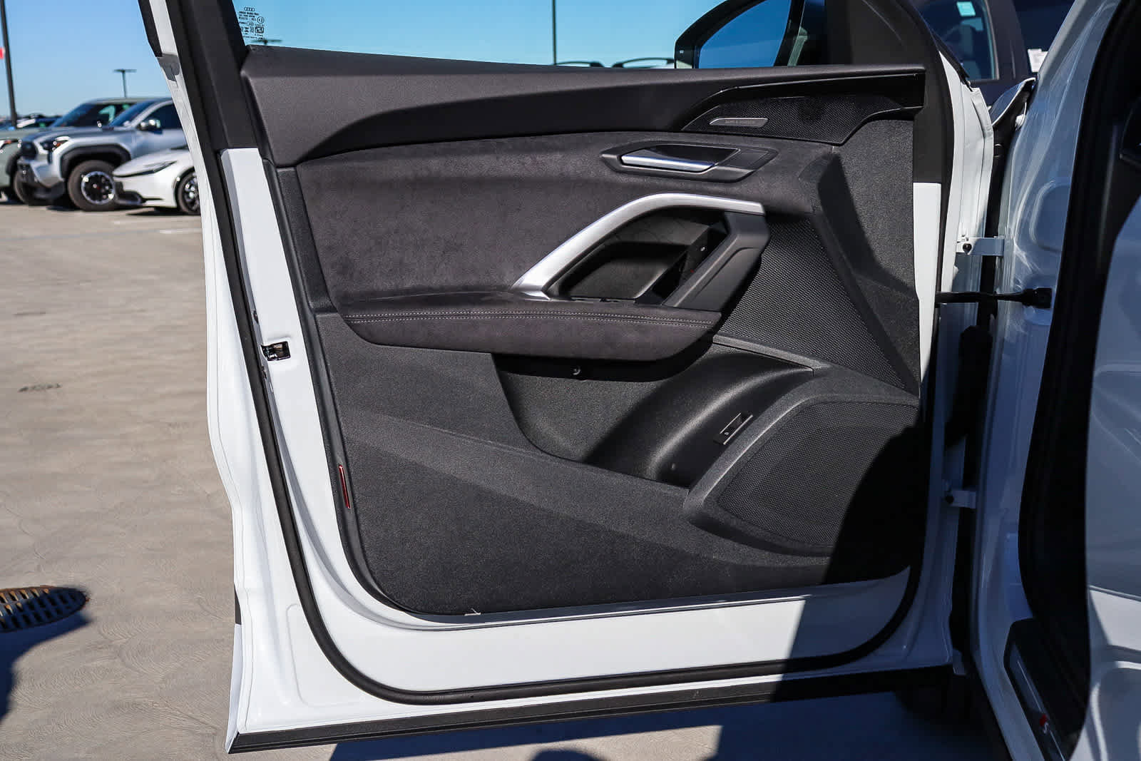 New 2025 Audi SQ5 Premium Plus image 27