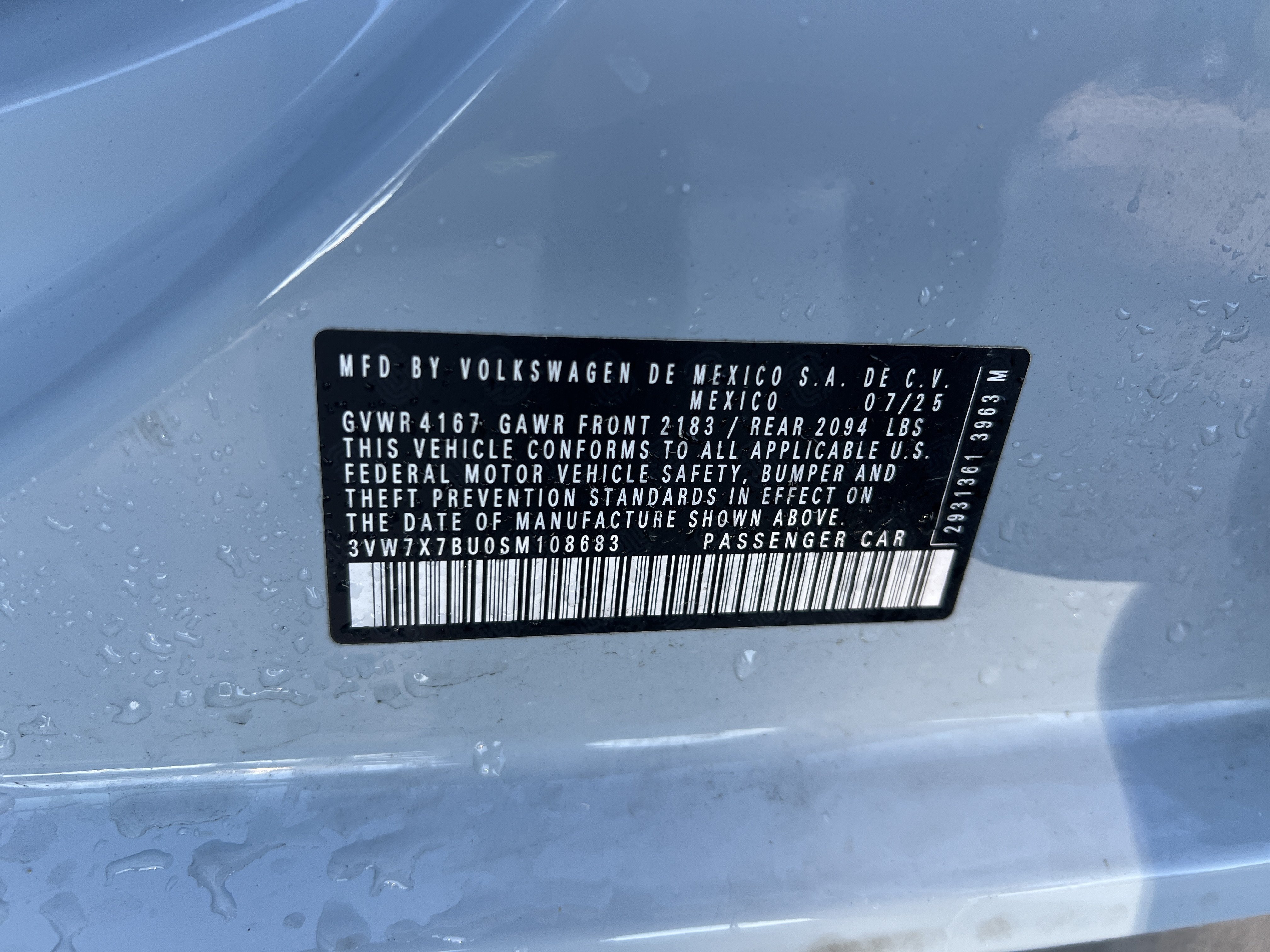Certified 2025 Volkswagen Jetta SE w/ Sunroof Package FWD image 30
