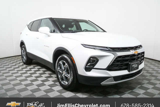 Used 2025 Chevrolet Blazer LT