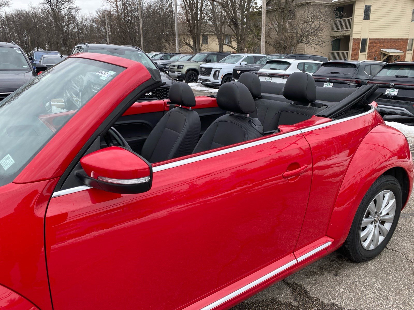 Used 2019 Volkswagen Beetle 2.0T S FWD image 14