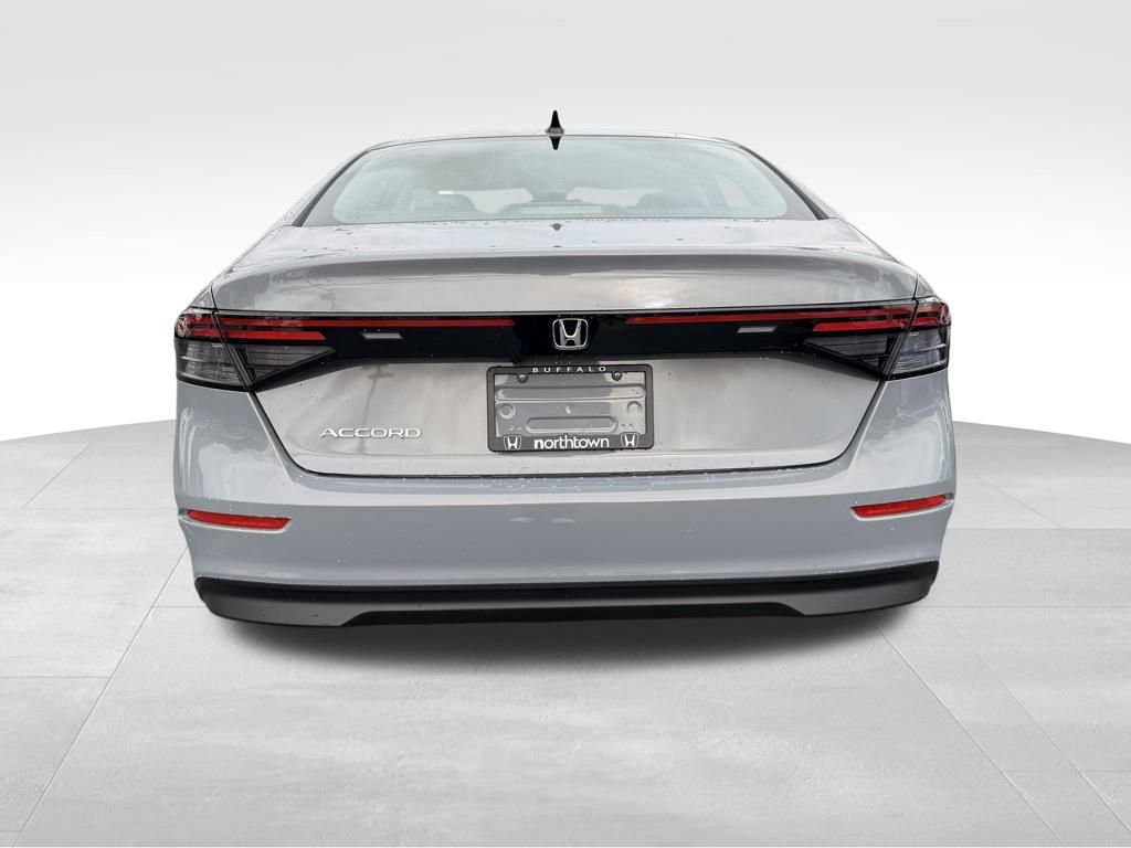 New 2025 Honda Accord SE image 19