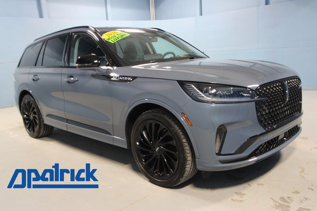 Used 2026 Lincoln Aviator Reserve AWD/4WD image 1