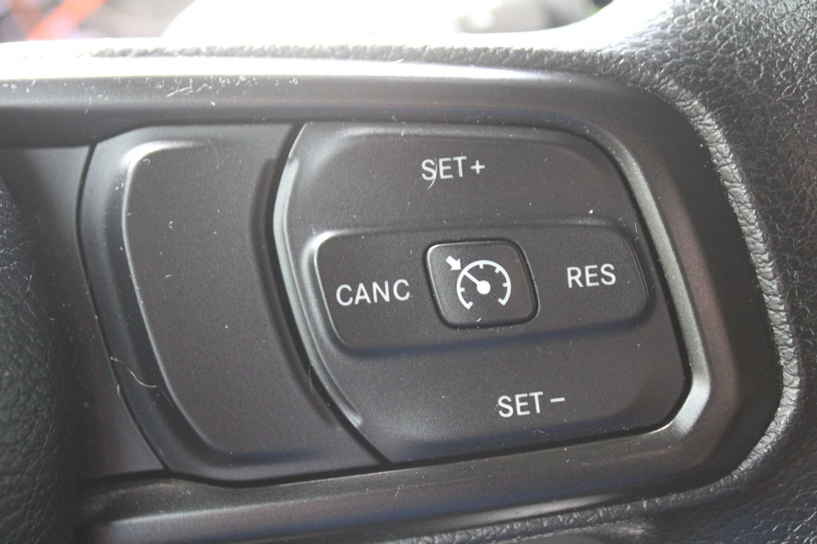 Used 2021 Jeep Wrangler Sport AWD/4WD image 26