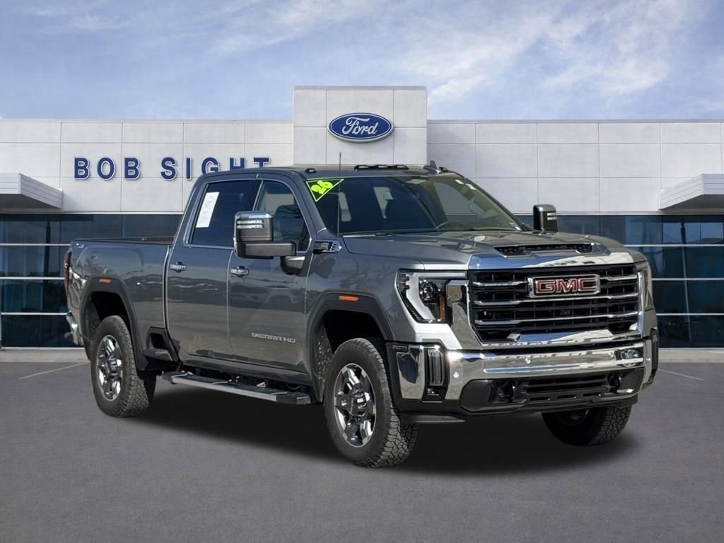 Used 2026 GMC Sierra 2500 SLT w/ SLT Premium Package image 2