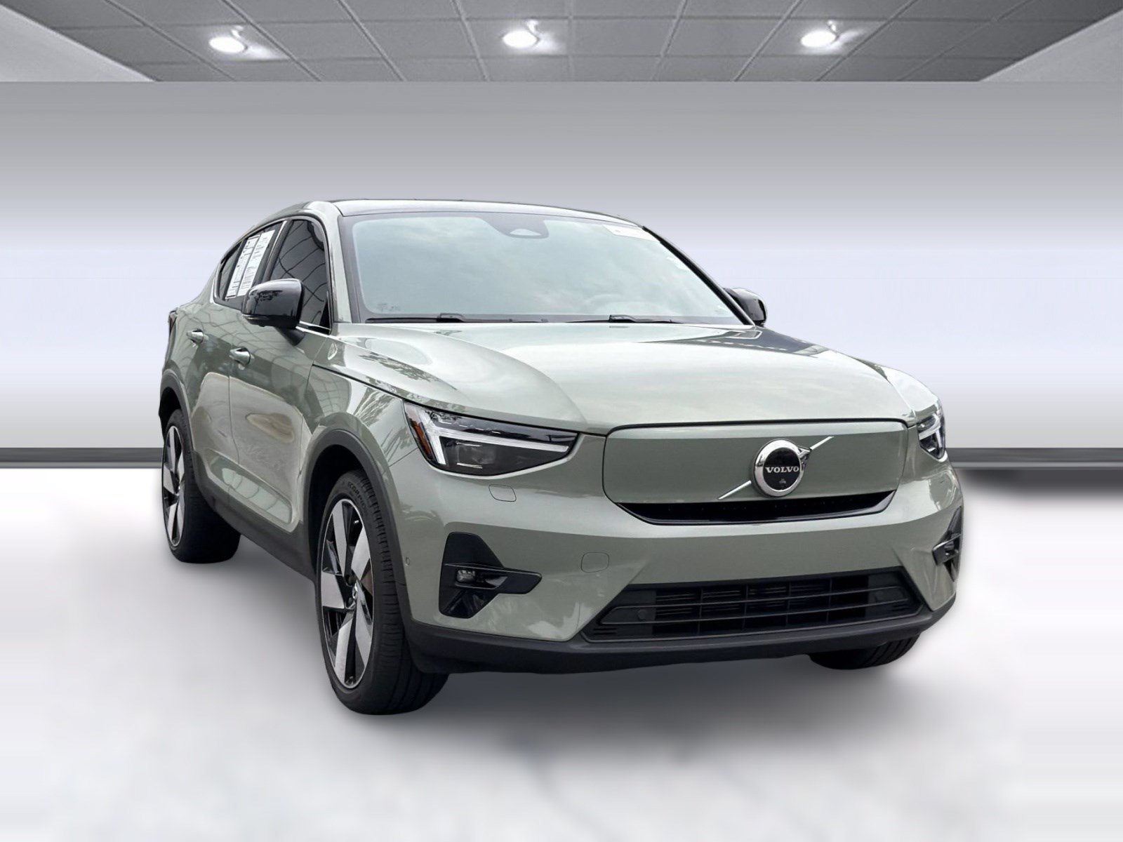 Certified 2023 Volvo C40 P8 Recharge Ultimate w/ Protection Package Premier AWD/4WD image 7