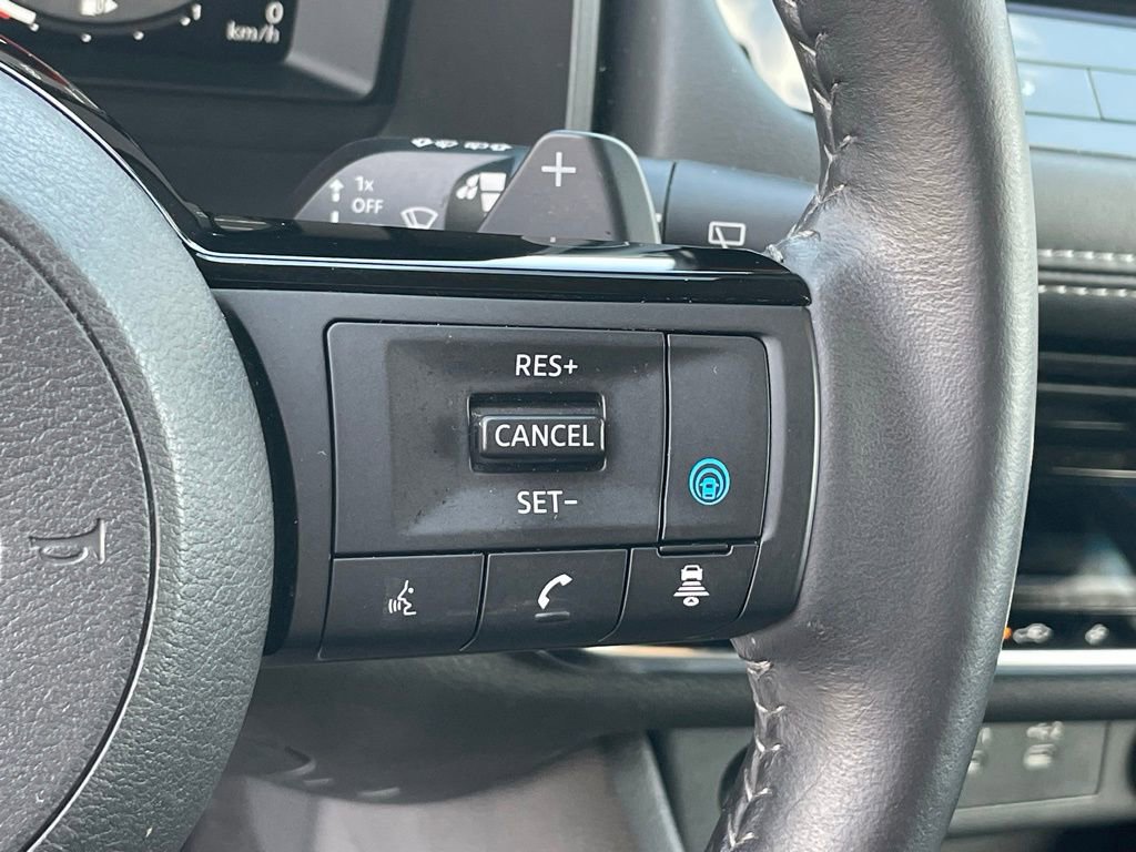 Used 2024 Nissan Rogue SL image 29