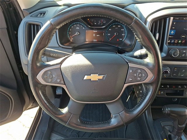 Used 2019 Chevrolet Colorado Z71 w/ Z71 Midnight Edition image 18