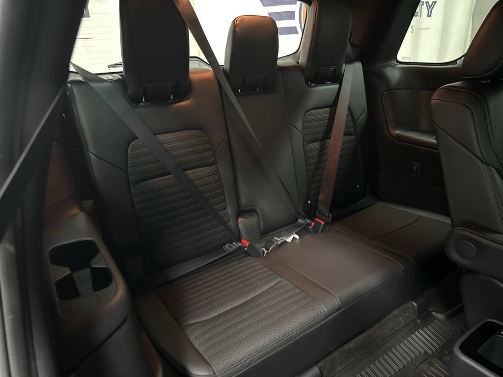 Used 2025 Nissan Pathfinder Rock Creek AWD/4WD image 24
